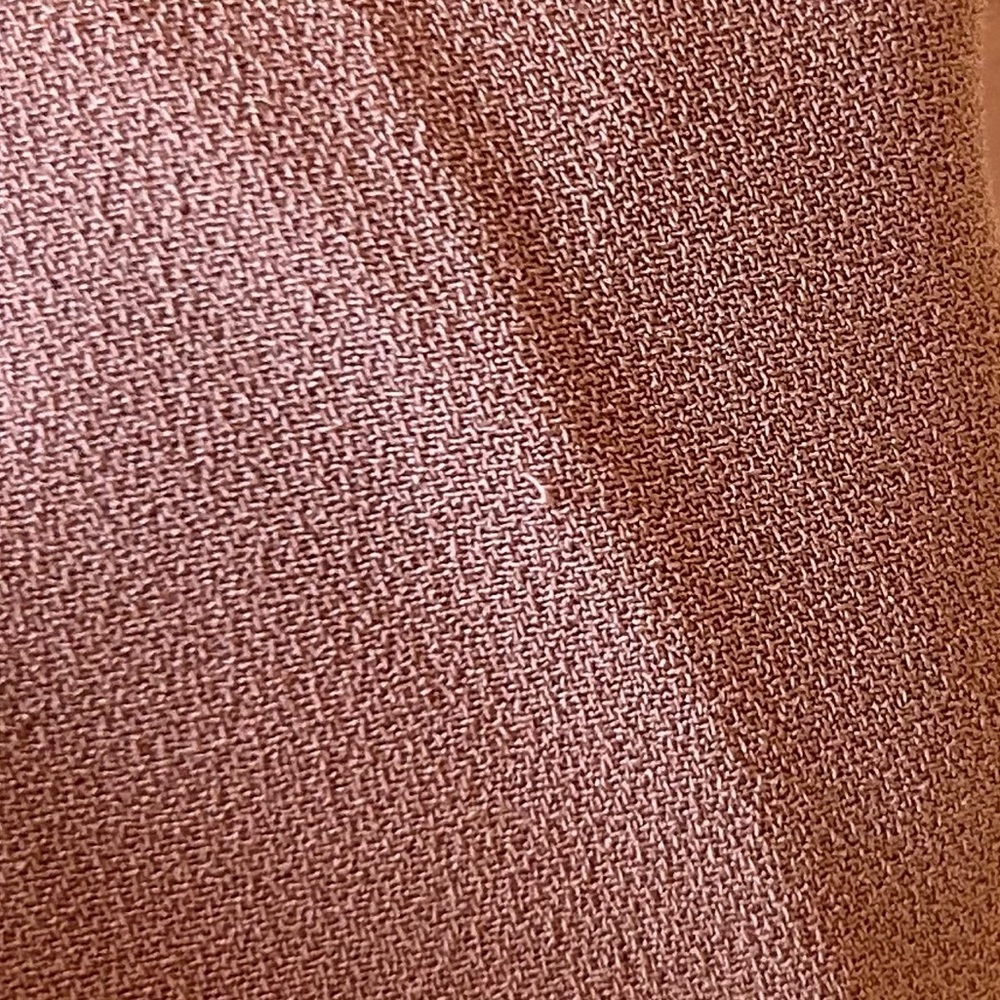 Aritzia Women’s Trousers in Dusty Rose - Picture 10 of 13